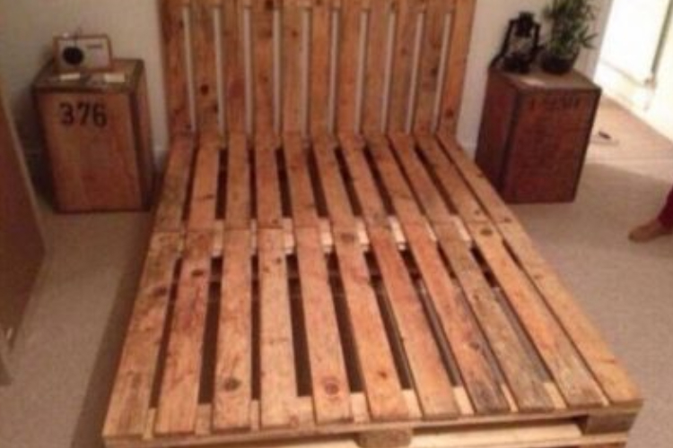 Pallet Bed Bespoke Sizes Available, King Size Bed Out Of Pallets